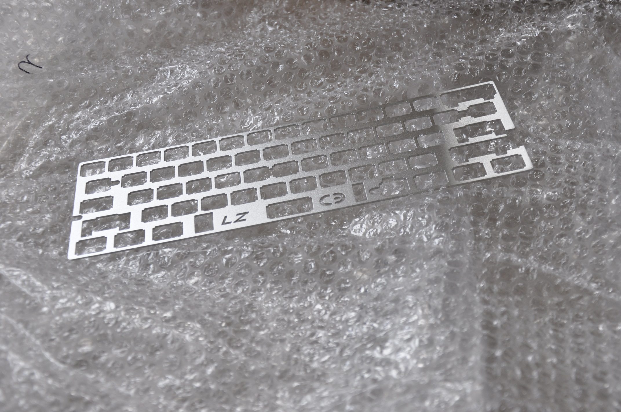 lzcekbd2.jpg : Titanium LZ-CE lzcekbd2.jpg : Titanium LZ-CE