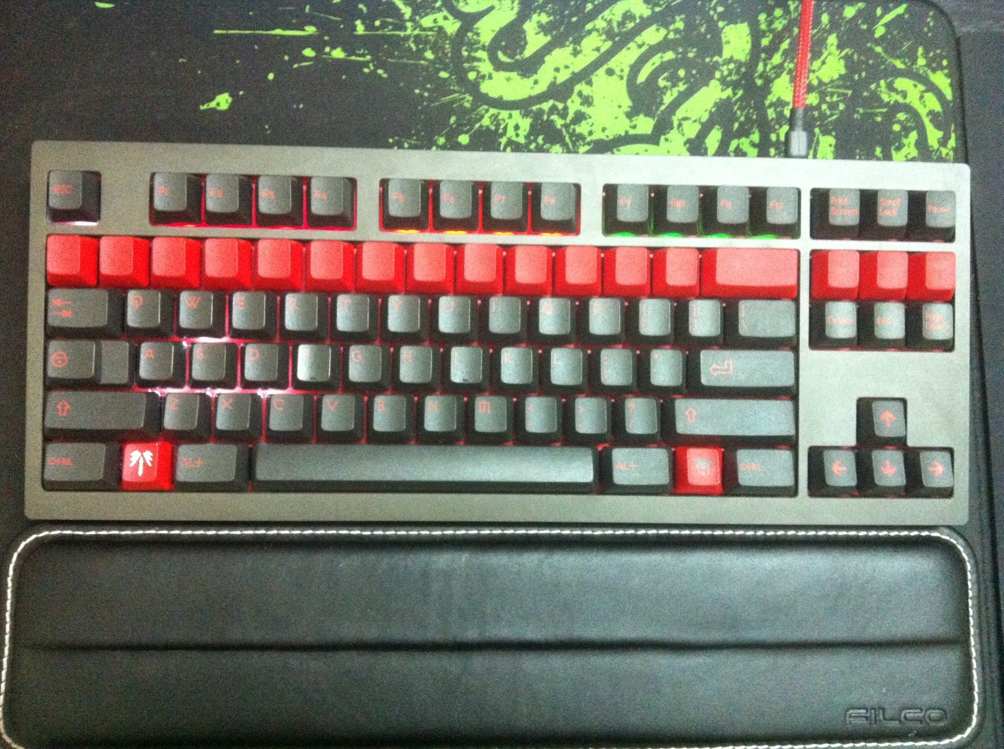 Kmac 2 + Sanctuary + Red MDPC custom cable.jpg : Kmac 2 + Sanctuary set + Red MDPC custom cable