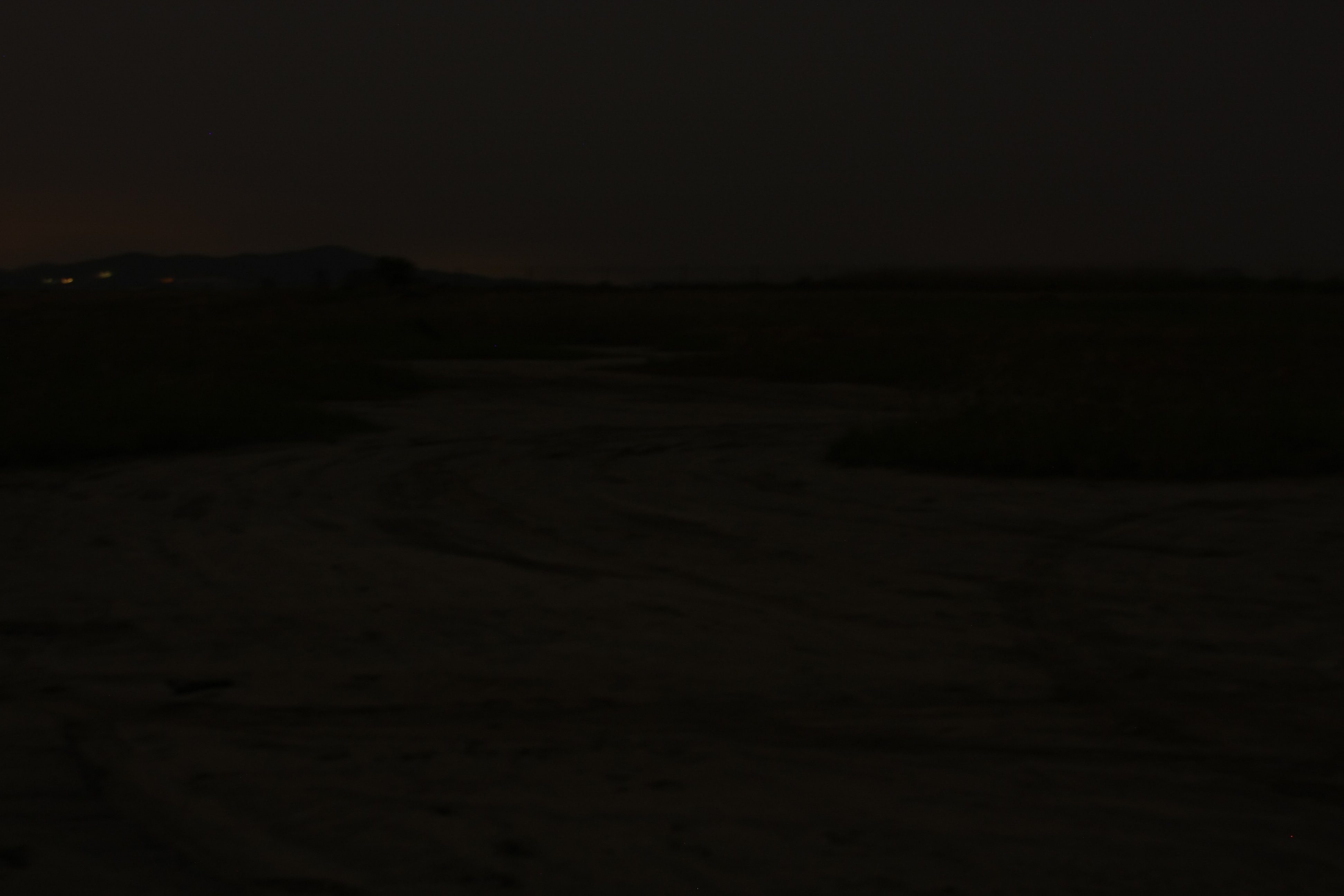 030-1.jpg