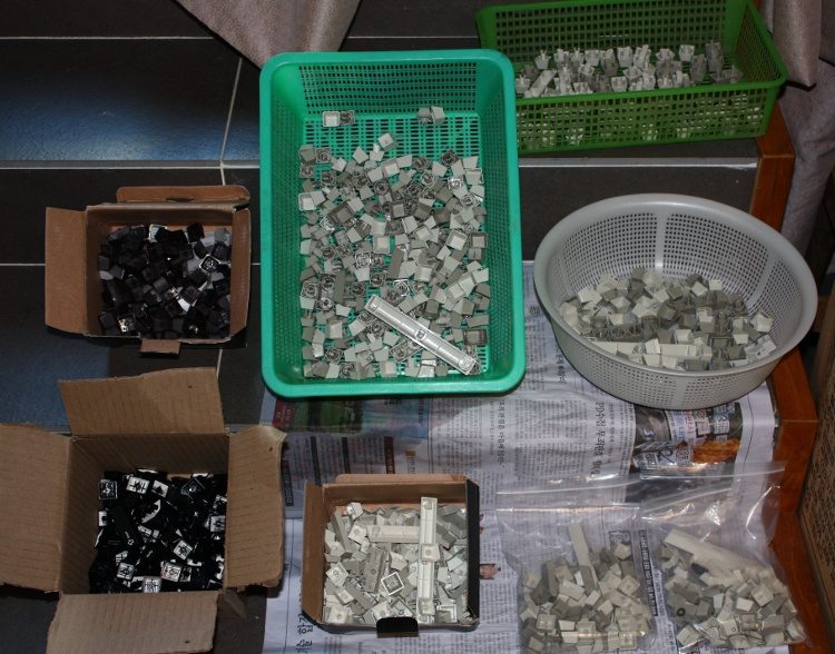 keycaps.jpg