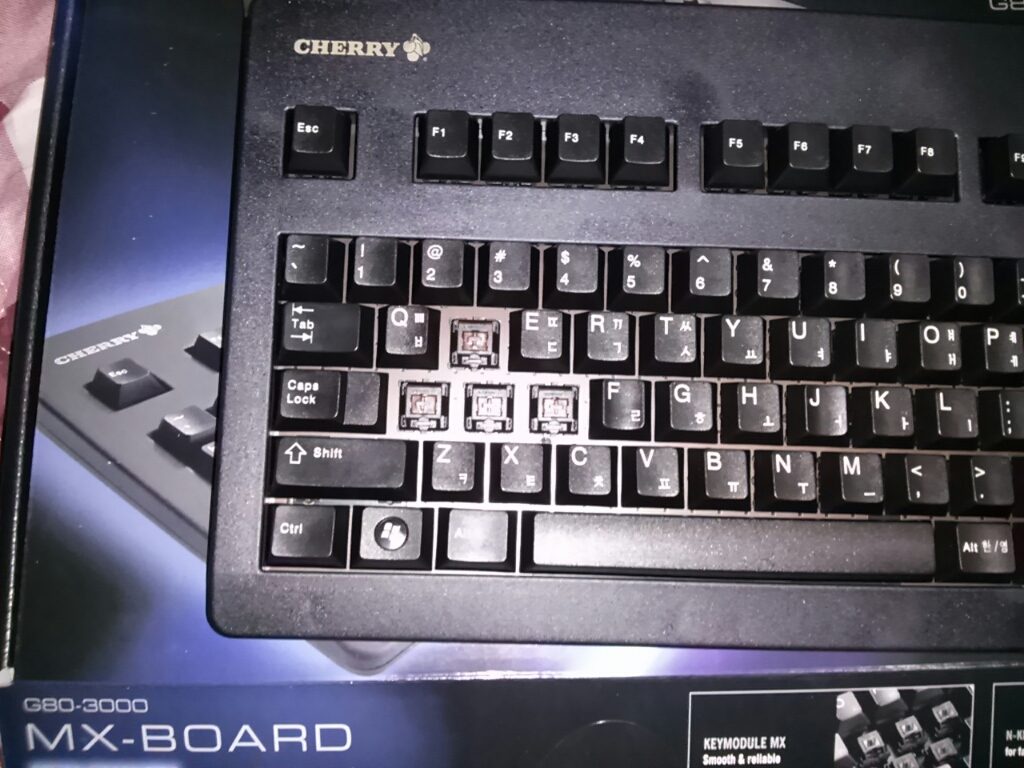 CYMERA_20130426_195459.jpg