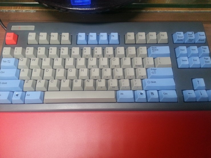 20130223_070902.jpg : 리얼포스 87 10주년 저소음, 미사용 해피해킹 먹무각 키캡 팝니다.