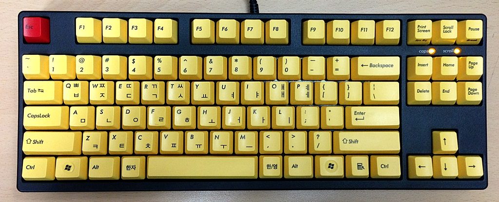 Maje2Yellow_1024.jpg
