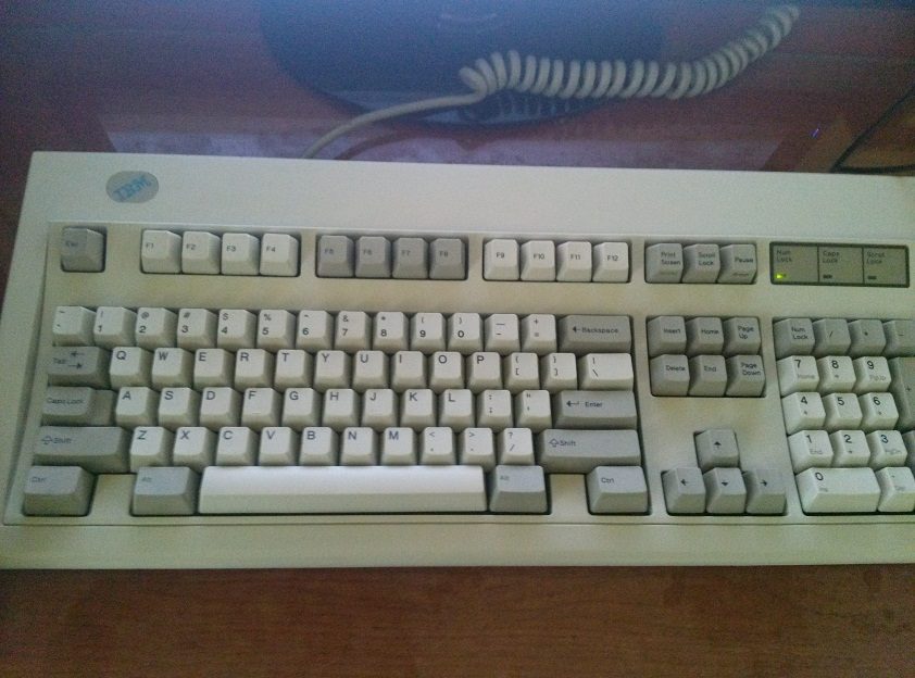 CAM00216.jpg : IBM Model M 1대 팝니다. CAM00216.jpg : IBM Model M 1대 팝니다.