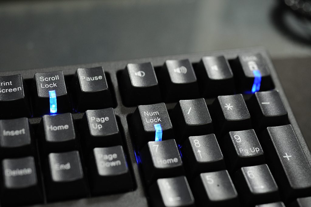 Black_blue led.jpg