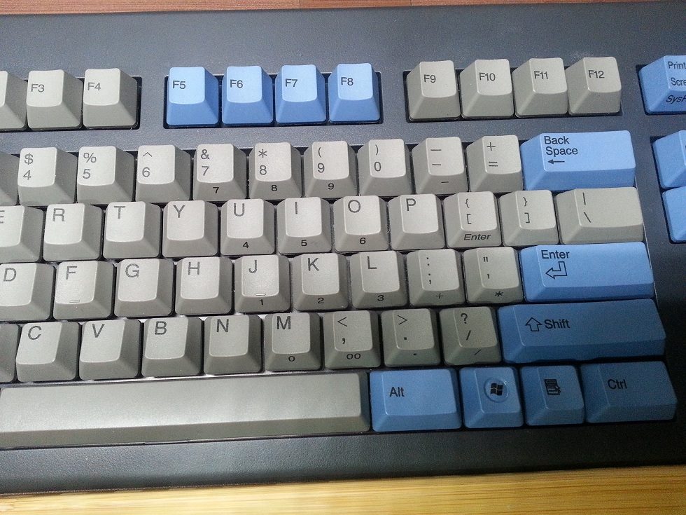 20130217_115320.jpg : 리얼포스87 10주년 저소음, (미개봉)해피2 먹무각 팝니다. 20130217_115320.jpg : 리얼포스87 10주년 저소음, (미개봉)해피2 먹무각 팝니다.