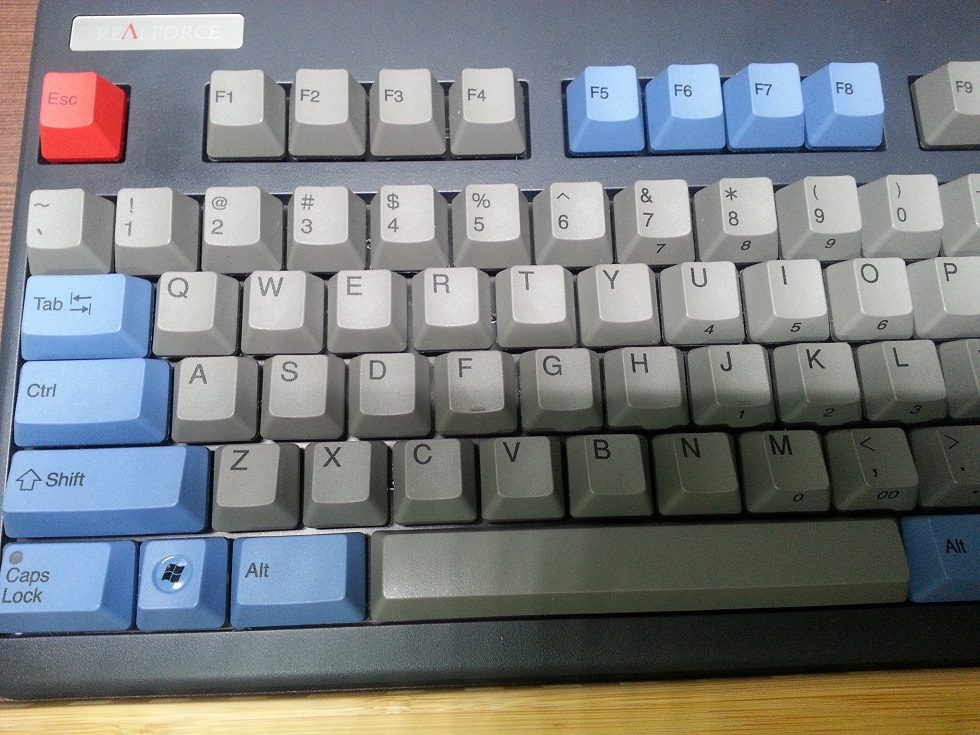 20130217_115319.jpg : 리얼포스87 10주년 저소음, (미개봉)해피2 먹무각 팝니다. 20130217_115319.jpg : 리얼포스87 10주년 저소음, (미개봉)해피2 먹무각 팝니다.