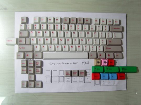크기변환_14.JPG : 케이맥2윈키리스미조립, 케이맥1.2RED윈키리스미조립, 키캡몇가지 팝니다.