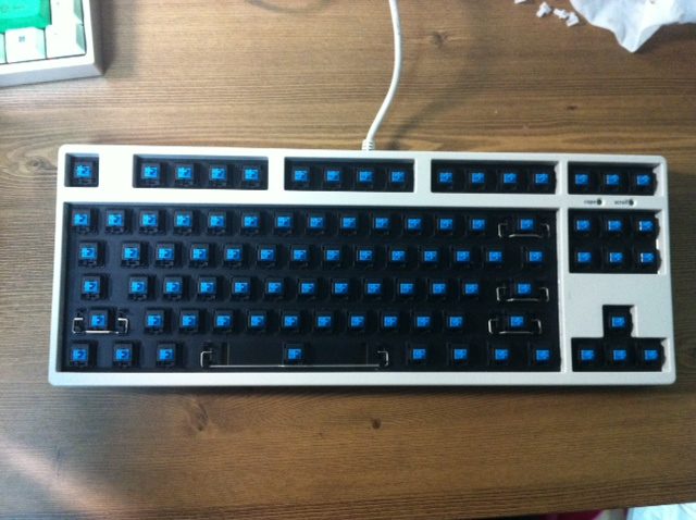 maje_white_1.jpg