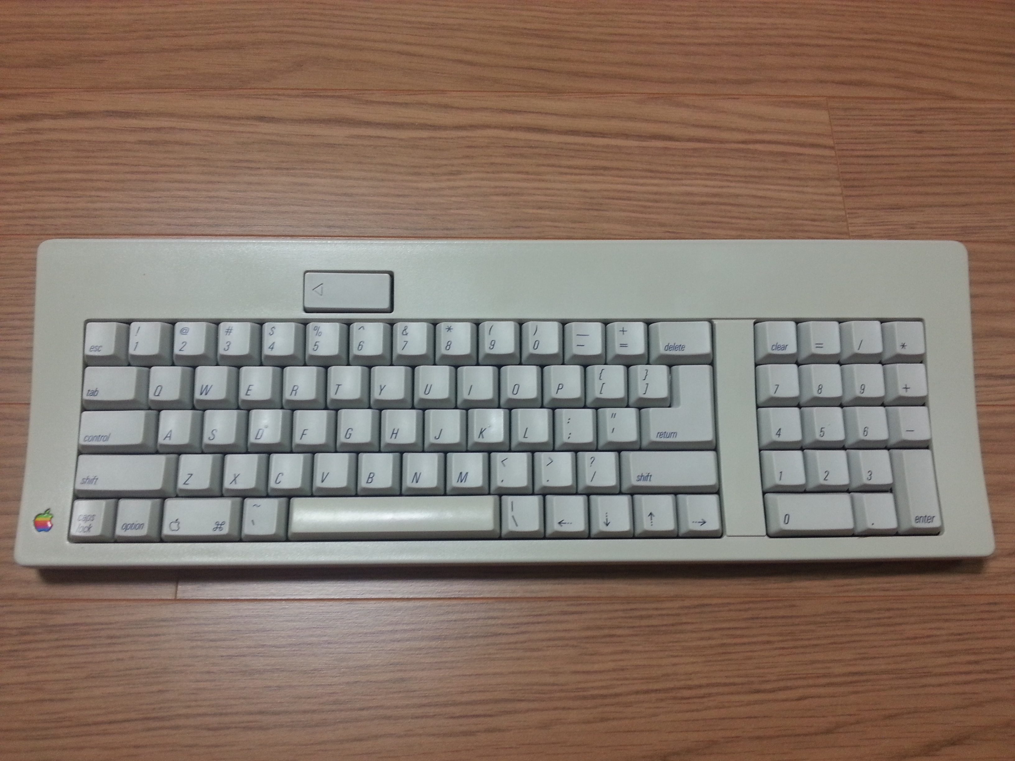20130711_004222.jpg : 애플 확장2, m0116 스탠다드 팝니다. 20130711_004222.jpg : 애플 확장2, m0116 스탠다드 팝니다.