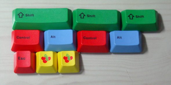 크기변환_05.jpg : 성역이색,GMK투톤블루각인,1800블랙이색,다이하드RGB 팝니다. 크기변환_05.jpg : 성역이색,GMK투톤블루각인,1800블랙이색,다이하드RGB 팝니다.