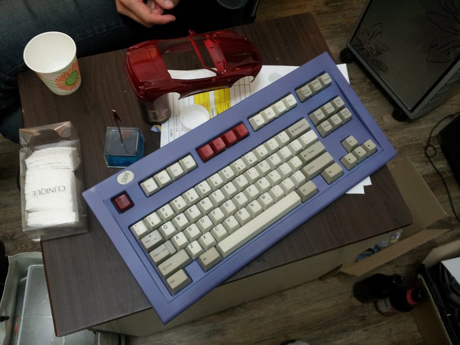 20120326_235411.jpg : IBM 텐키레스 도색 했어요~~
