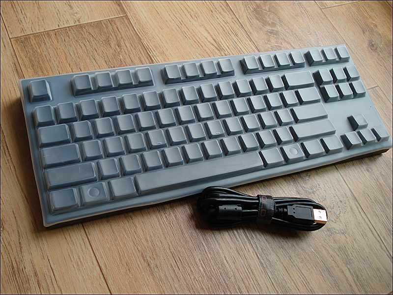 700r8.jpg : Leopold 700r 블랙 무각
