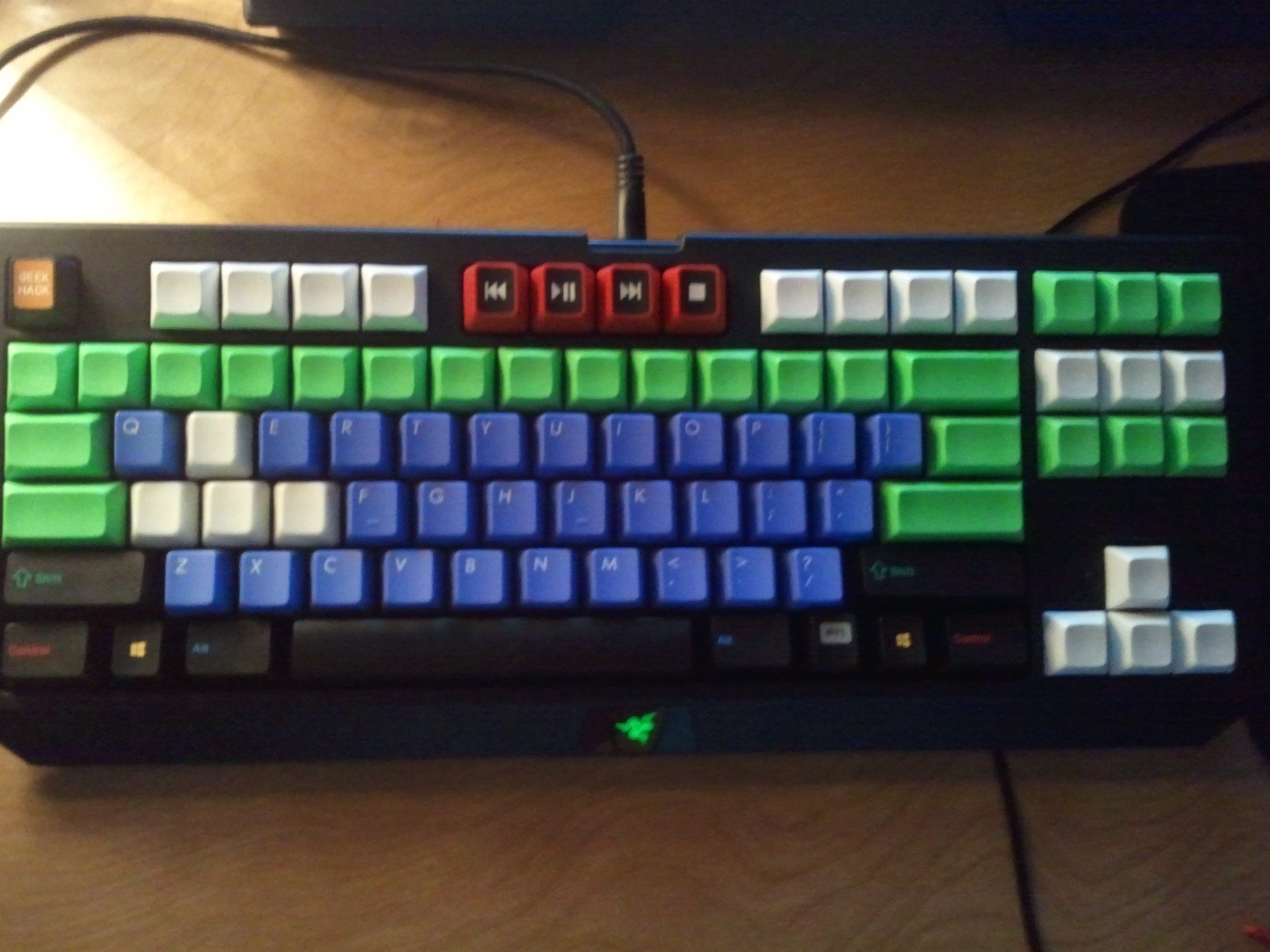 2013-09-06 02.00.28.jpg : Razer Blackwidow Tournament edition