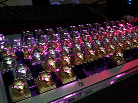 f8.jpg : 풀led 풀금속키캡 키보드 ㅎㅎ f8.jpg : 풀led 풀금속키캡 키보드 ㅎㅎ