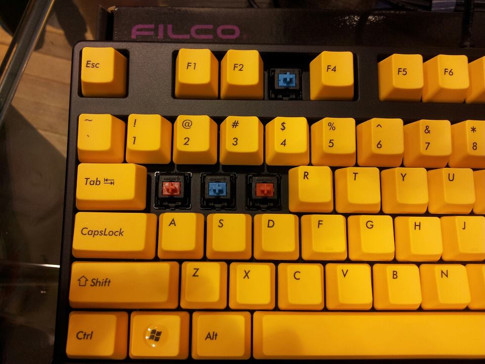 내꼬개조.jpg : 제  fps  키보드~~~