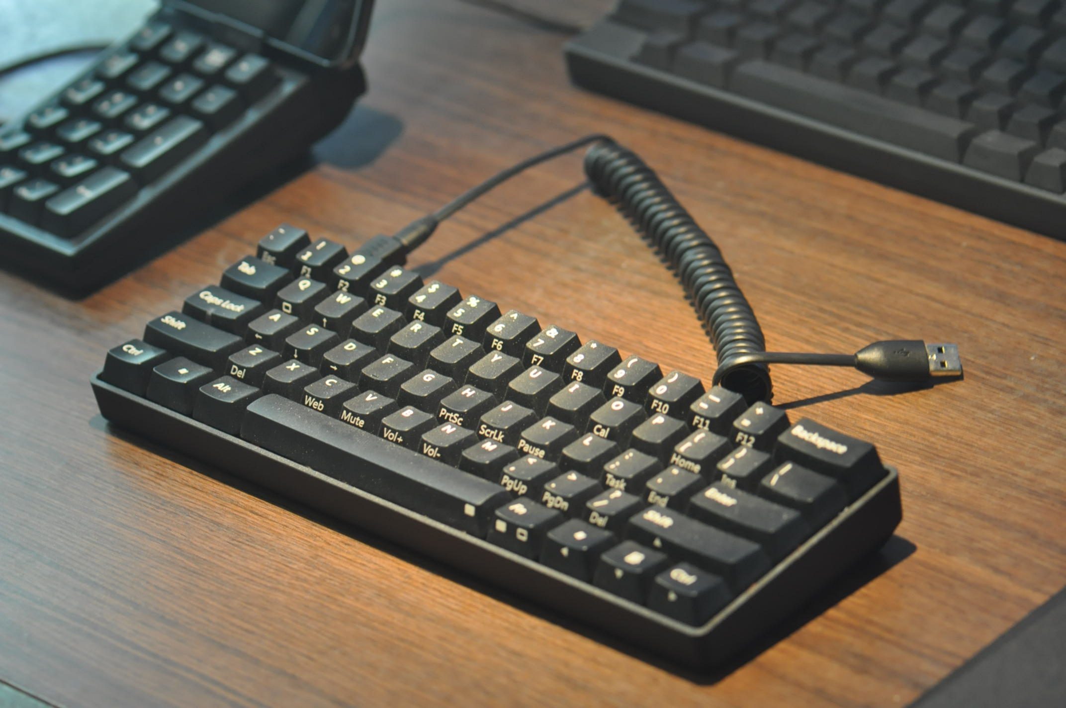 20120307 094708 coiled cable.jpg