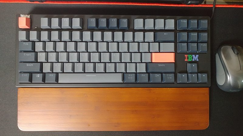 black-800.jpg