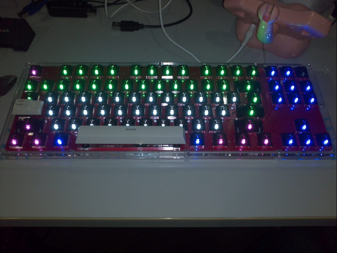 2013-10-05_20-59-00_516.jpg : a87u led 달았어요