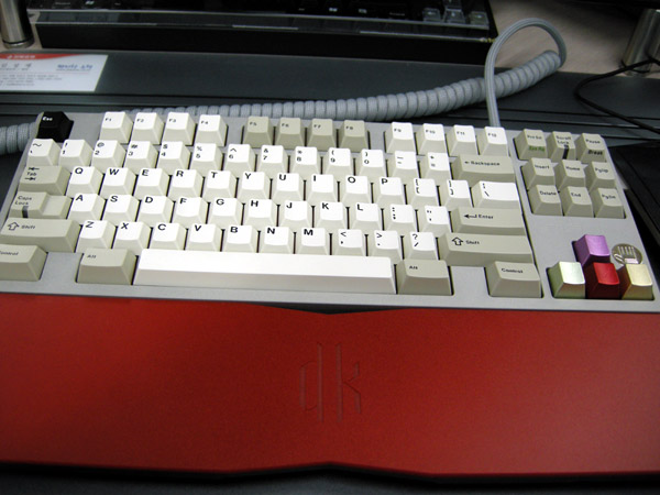 desk2.jpg