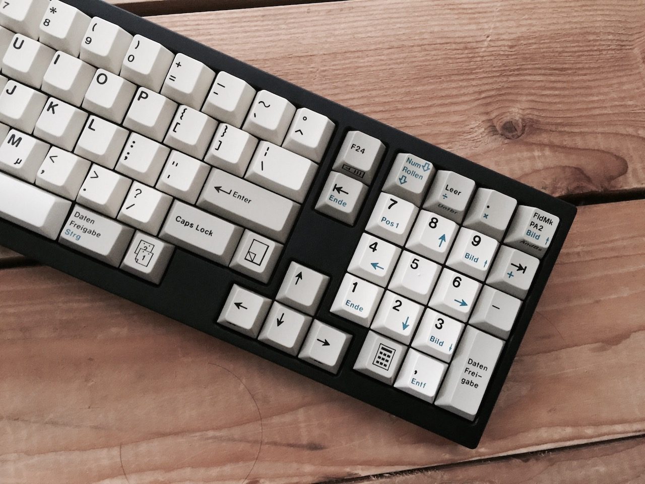 72dpi_BB_2.jpg