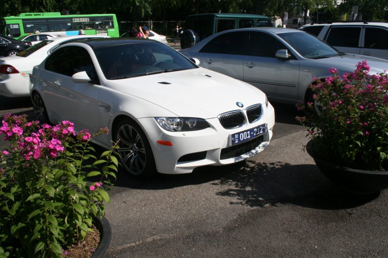 BMW.jpg