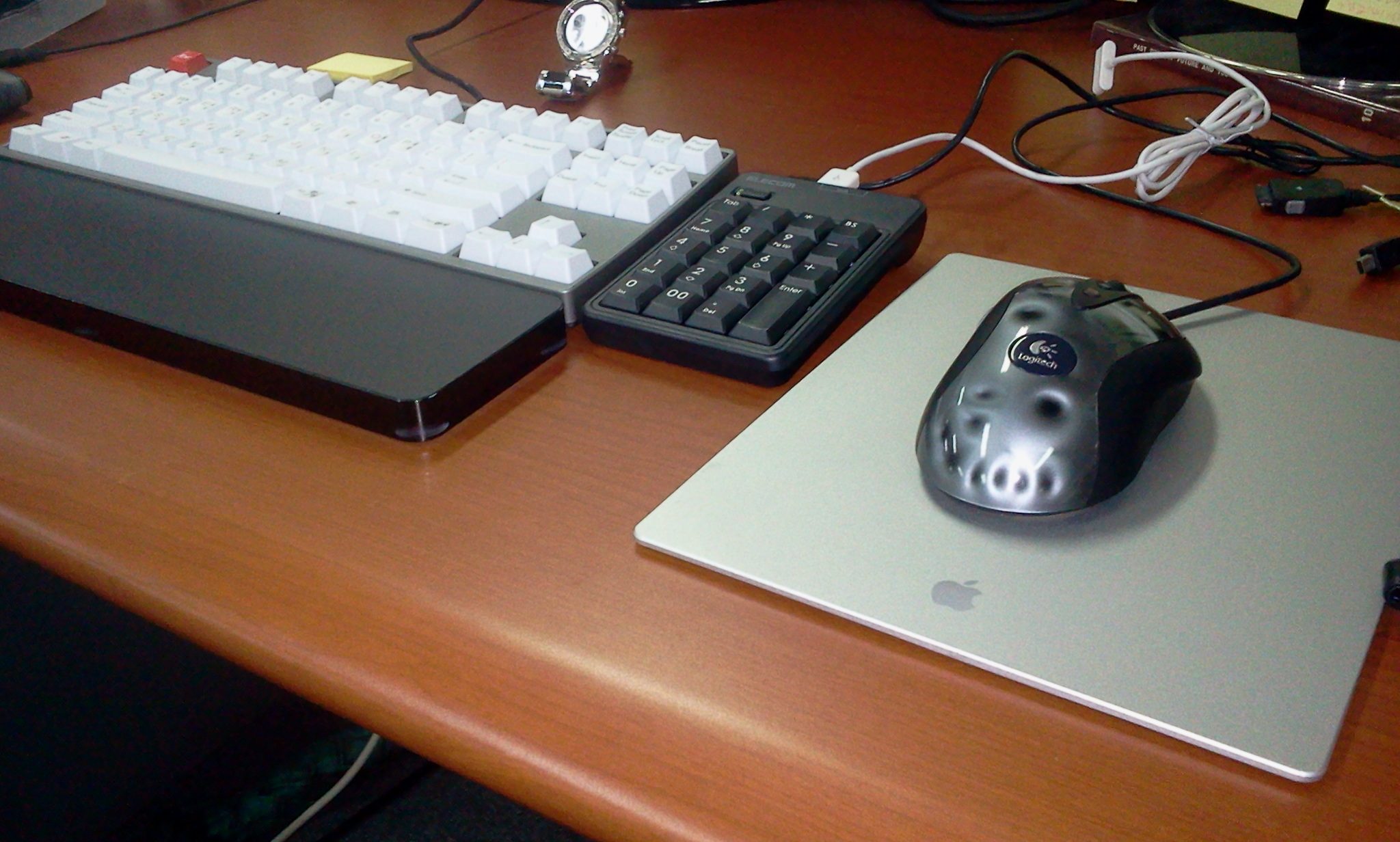 2012-03-22 12.32.42.jpg : 아이디팩토리 PBT 흰색키캡입니다.