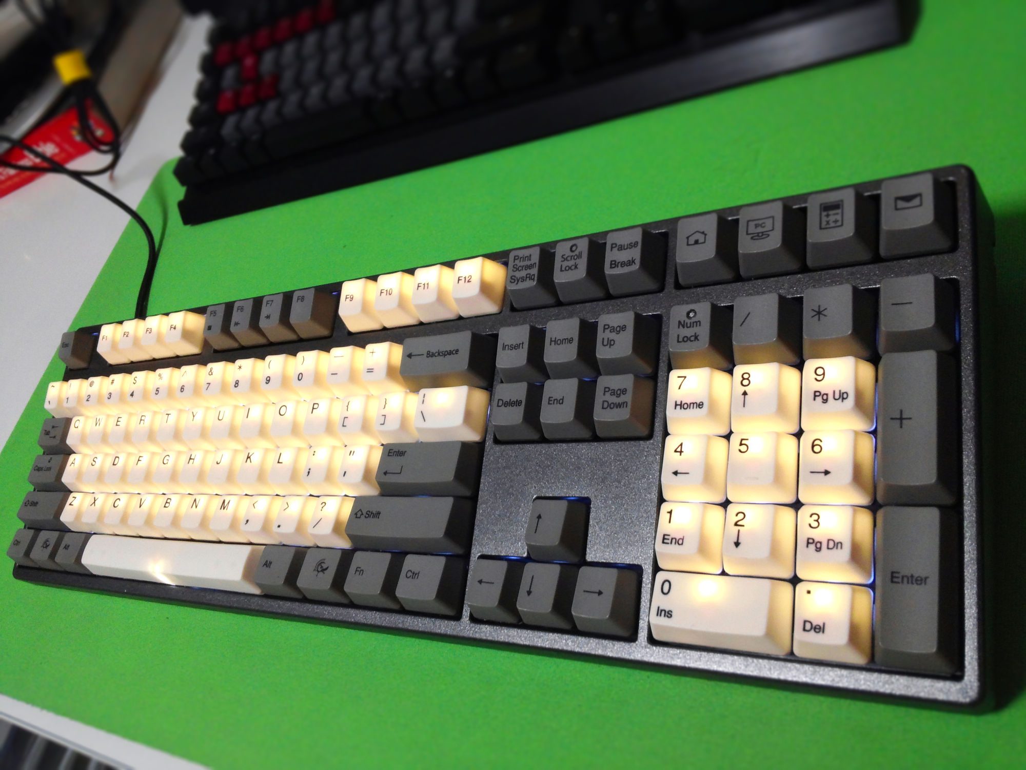 CAM02227-tiltshift.jpg