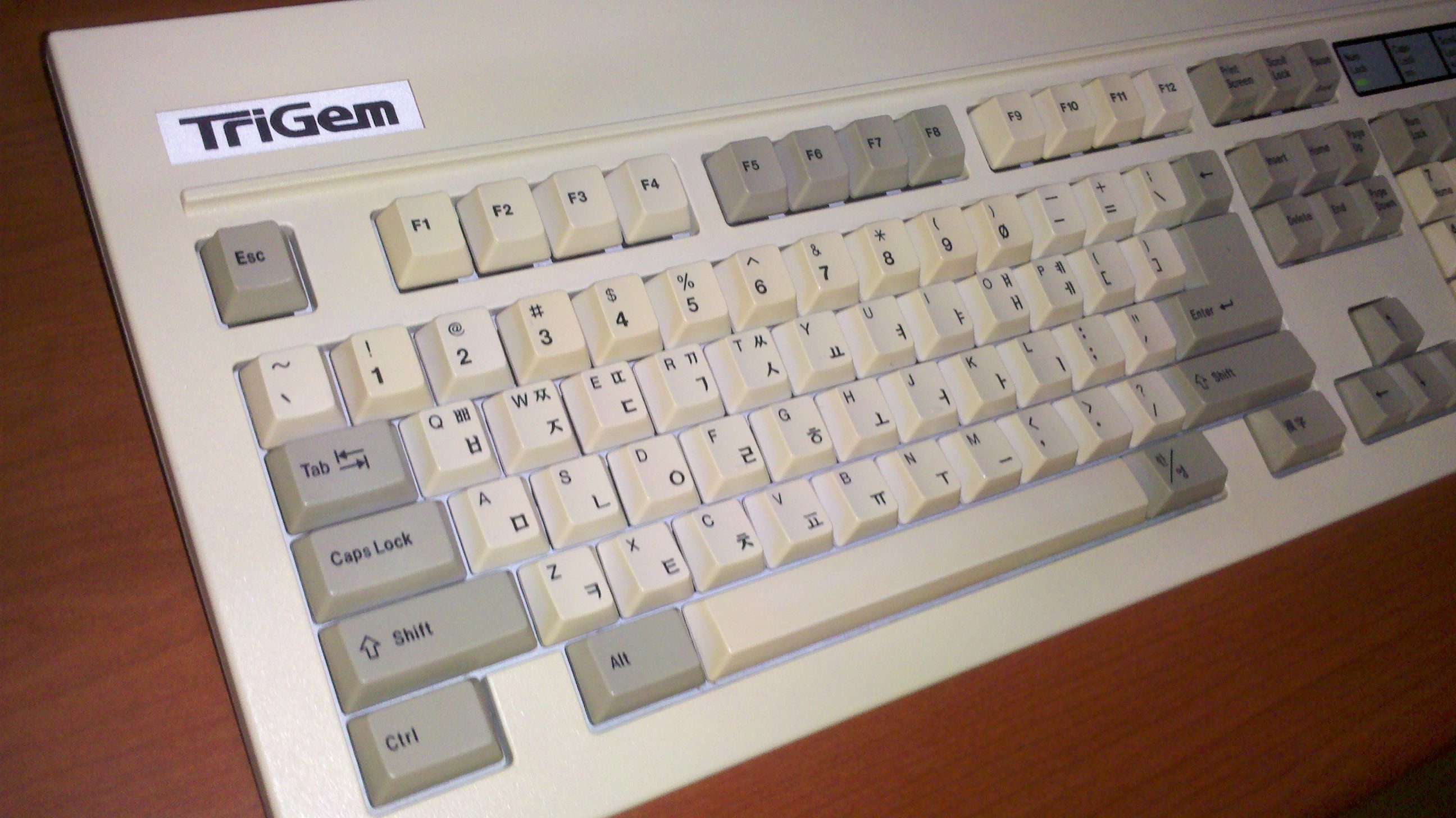 2011-10-12_00-22-38_962.jpg