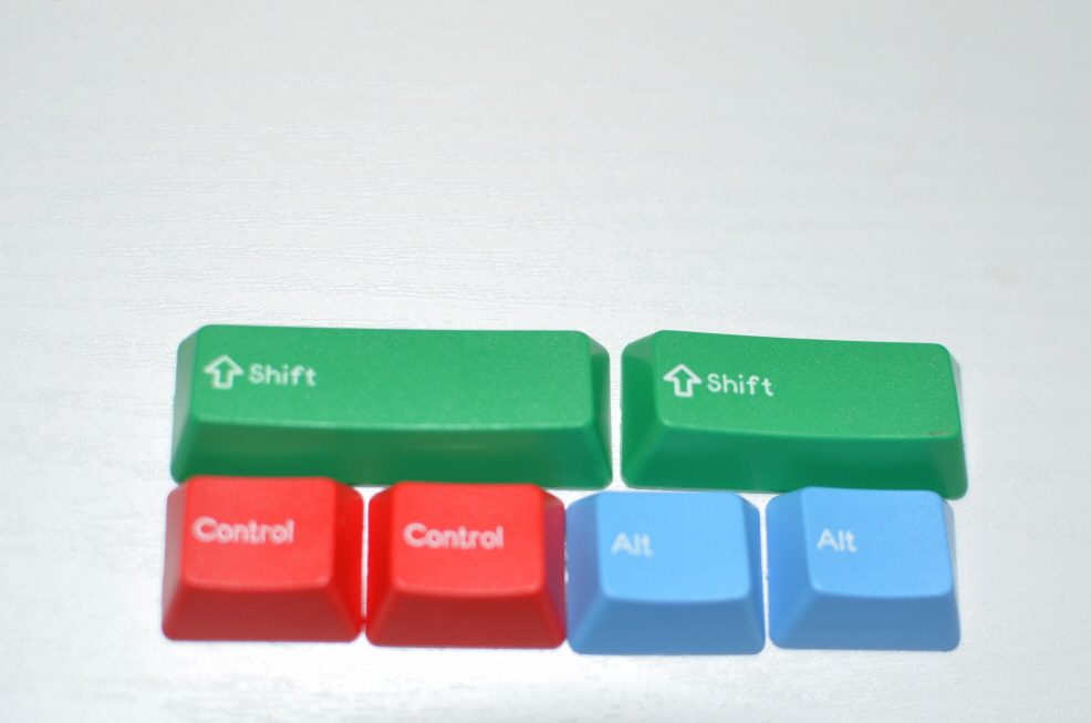 크기변환_포맷변환_DSC_0305.jpg : 이 rgb 이름좀 알려주세요 도저희 못찾겠네요