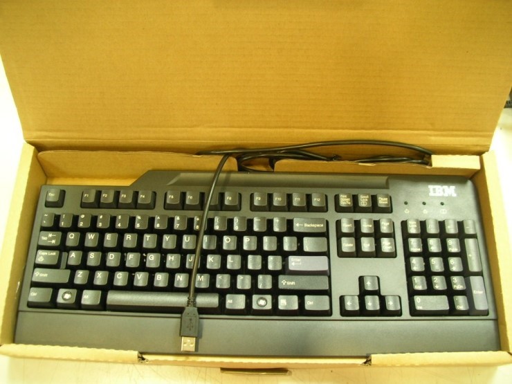 IBM_USB_KEYBOARD.jpg