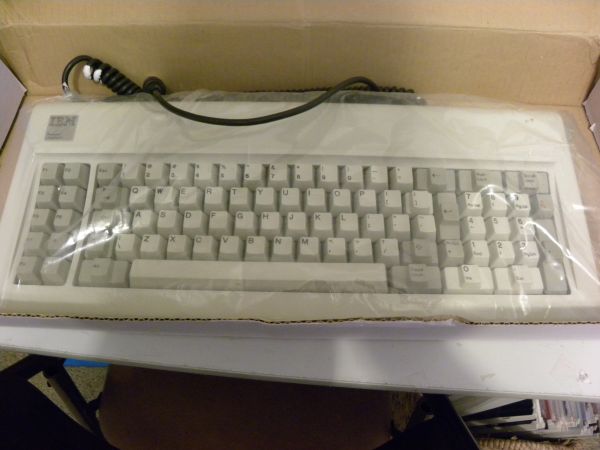5E45Kd5Ja3Fb3M23L8c9t767a78e7b99c196d.jpg : IBM K155모델이면 괜찮은건가요?