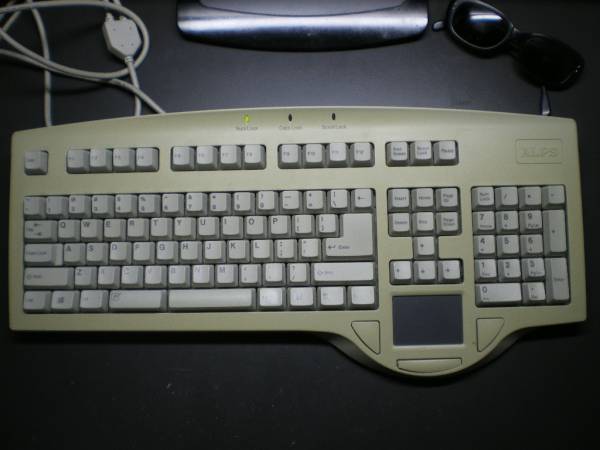 toufumayotare-img600x450-1389284830ebloqw6246.jpg : 알프스 키보드 어떤것인지 아는분 있나요 (사진 유첨)