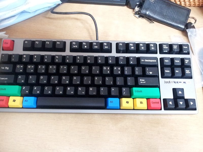 20130327_131830.jpg : 그루브 87하고 한성 키캡하고 잘 맞네요...