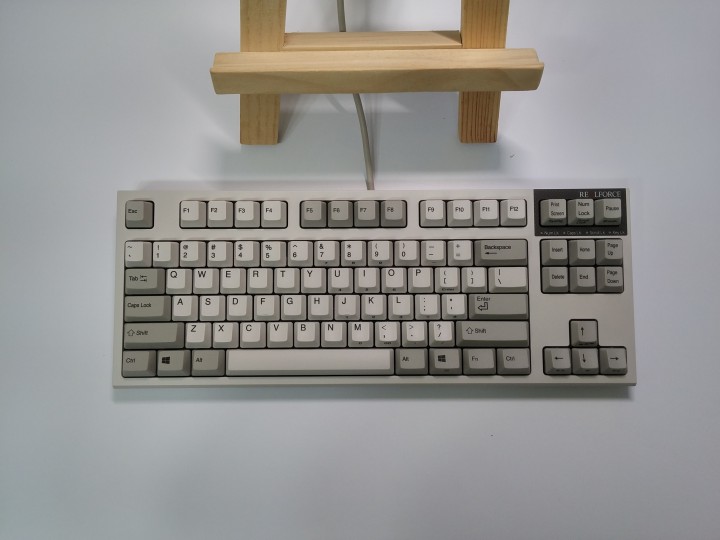 PFU Realforce R2 45g 정면 No.32.jpg