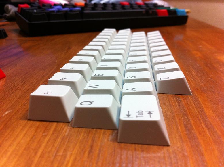 IMG_7360.JPG : 체리 PBT 키캡 정품 47 + 1