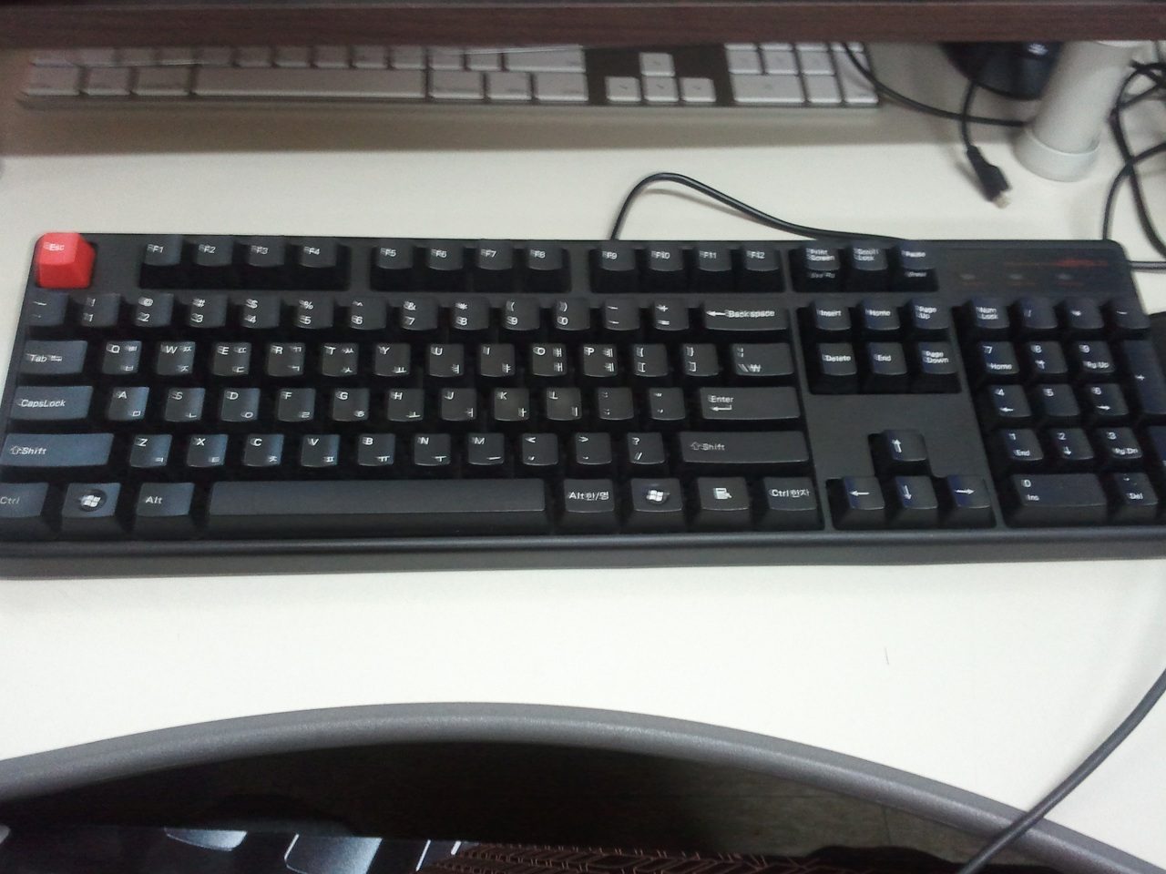 fc300r_2.jpg