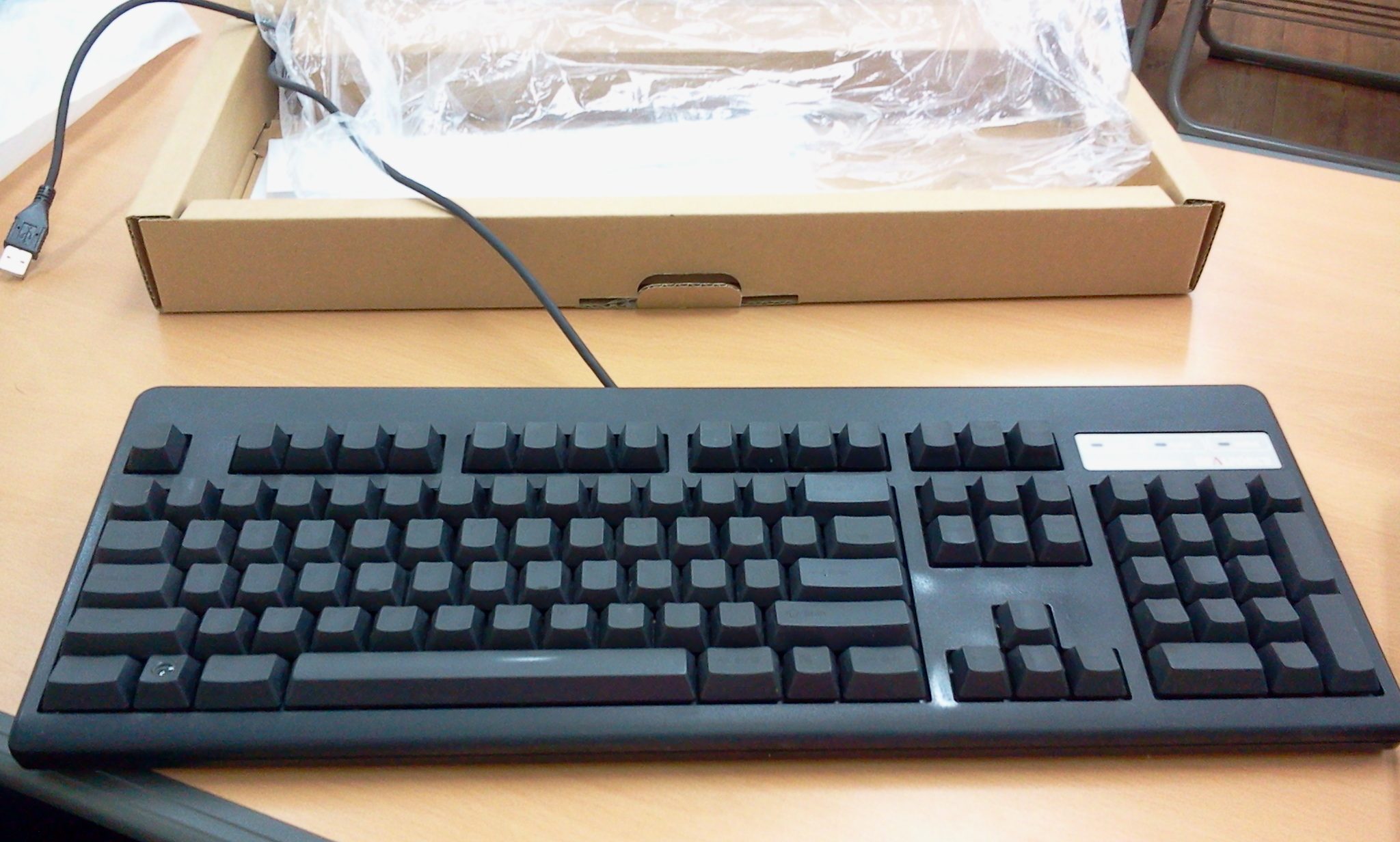 1318873198_tJBSFNLp_2011-10-18_02.37.31.jpg : 리얼포스103ku팔아요.
