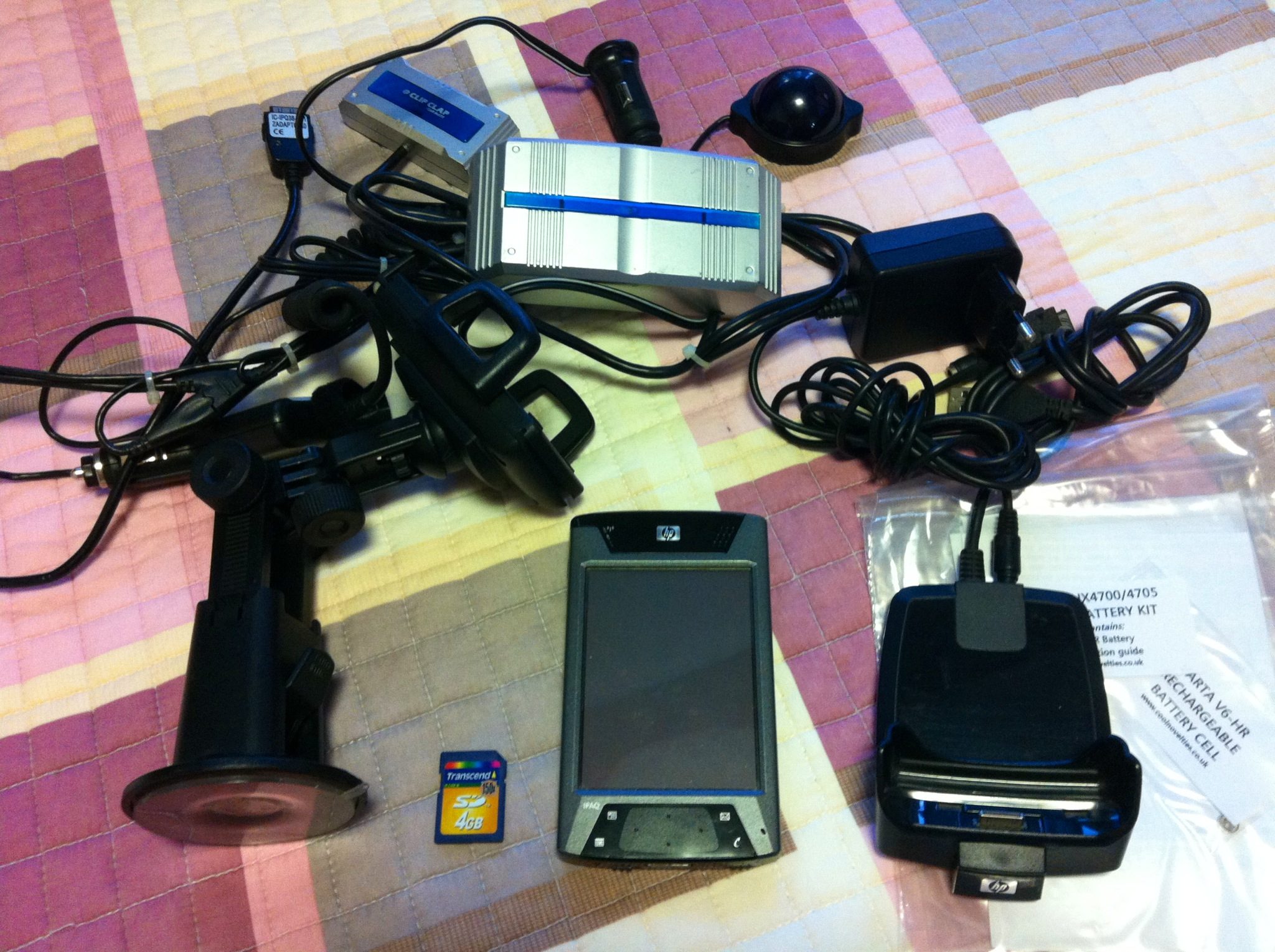 HP4700.JPG : [비키보드,무상양도] HP HX4700 PDA GPS Set 무상으로 드립니다.