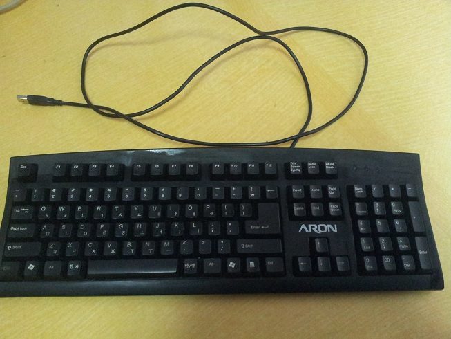 아론기계식키보드.jpg : 무지개키캡 및 주옥션 등등 팝니다. 아론기계식키보드.jpg : 무지개키캡 및 주옥션 등등 팝니다.