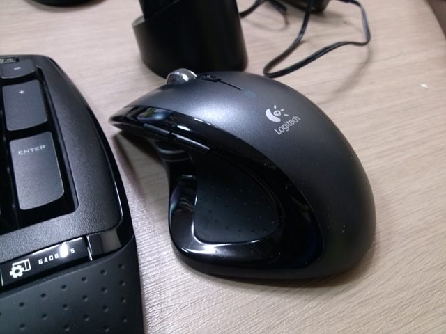 2013-11-05 18.18.14.jpg : 로지텍 블루투스 mx5500 팔거나교환원합니다. 2013-11-05 18.18.14.jpg : 로지텍 블루투스 mx5500 팔거나교환원합니다.