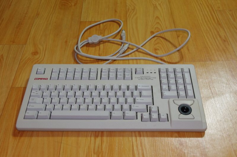 S_Compaq_11800.JPG