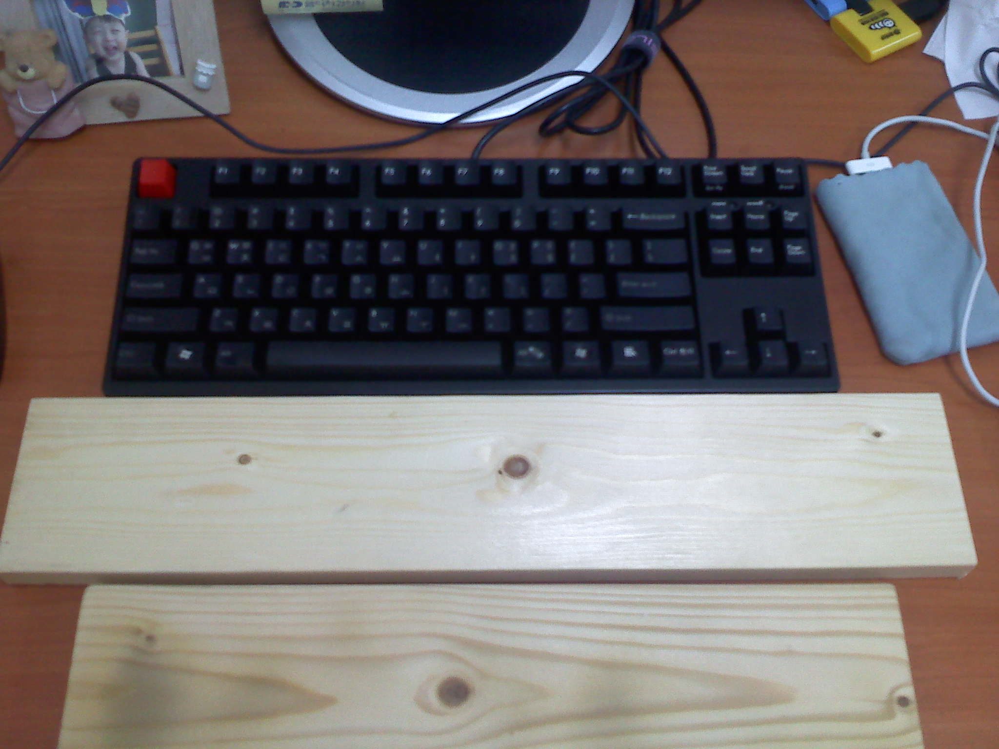 wood_full_size.jpg