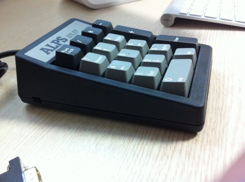 2012051**6*30*-3.JPG : ALPS keypad 팝니다.(블랙)