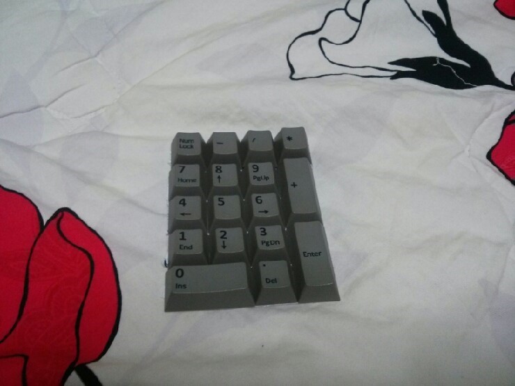 552465410.jpg : 키캡 몇가지 판매합니다 ^^