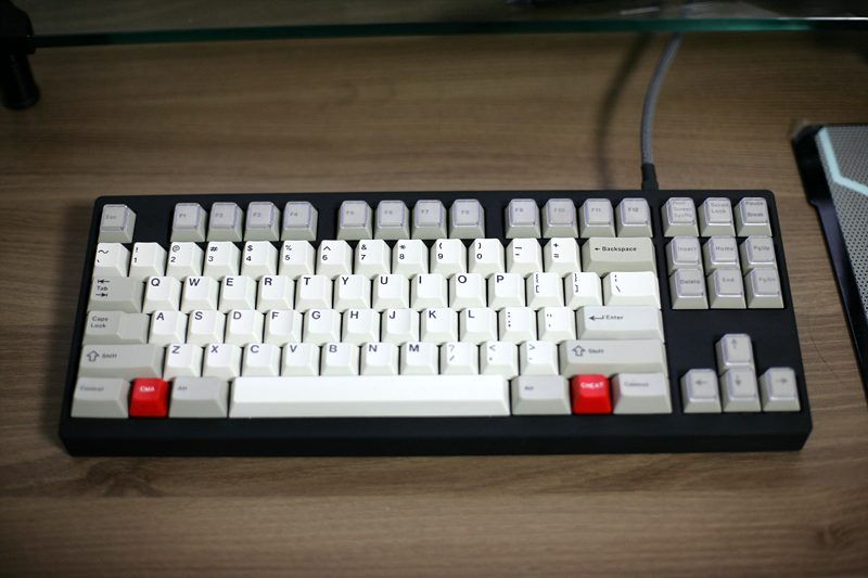 lz-f_black.jpg