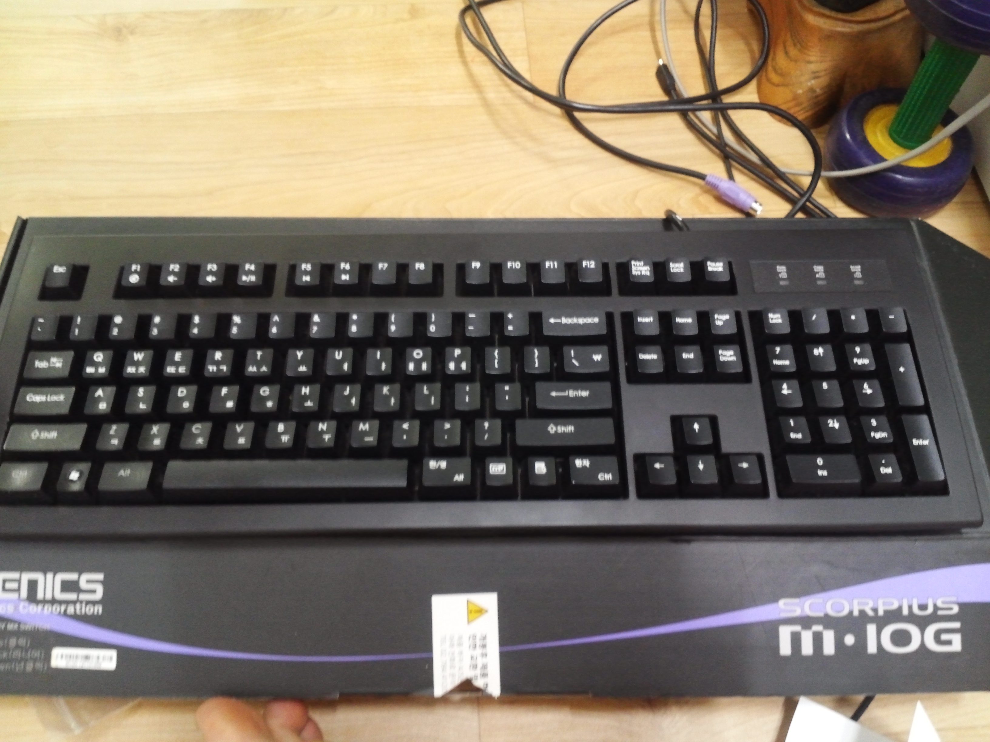 IMG_20131208_105418.jpg : 제닉스 m10g 적축 팝니다