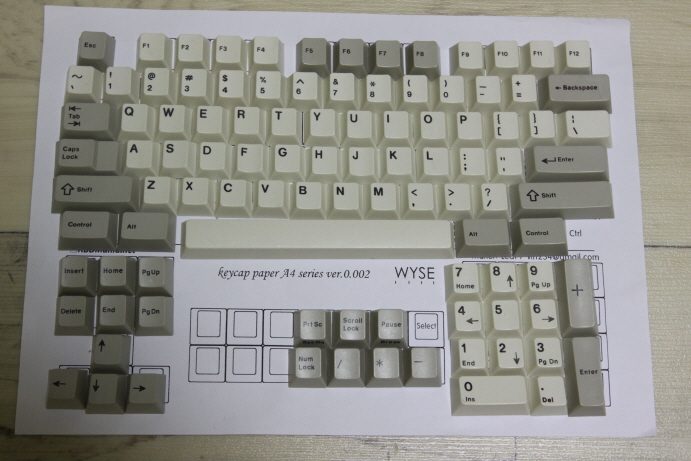 크기변환_IMG_2580.JPG : A87화이트기판, 성역승화, 전투용순정승화, 액가님RGBY, 알루범폰, 백무각으로 긱핵레드얼럿, 긱핵크림치즈 구해봅니다.