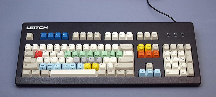 3000leitch_01_maniabyh.jpg