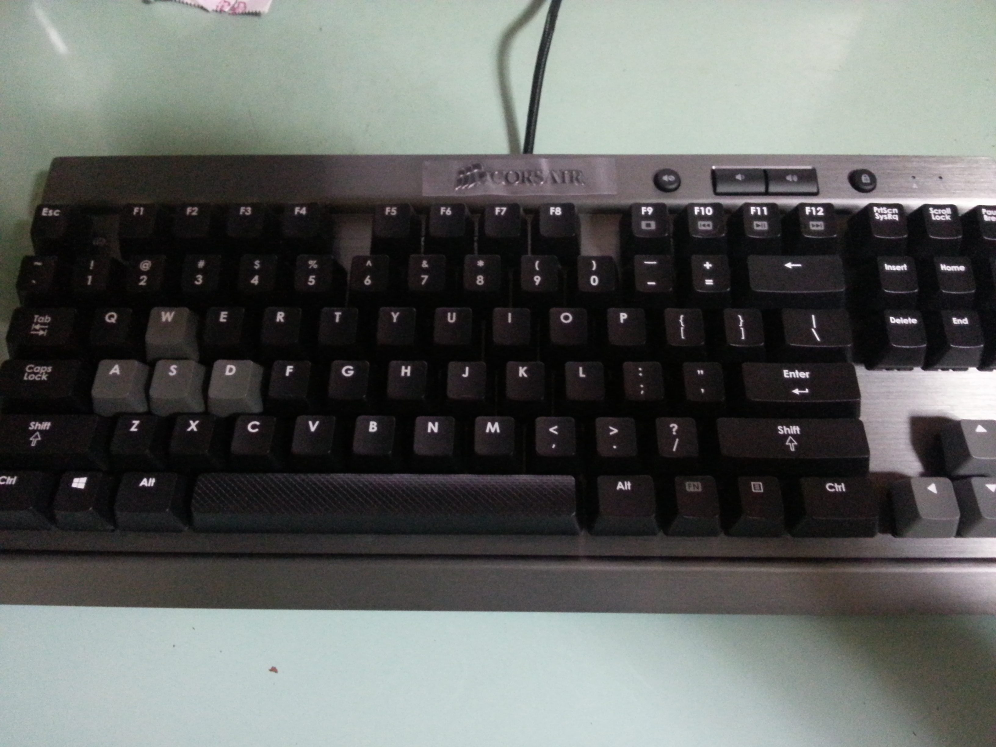 20131218_145933.jpg : k65 영문판 완전 신품급 팝니다